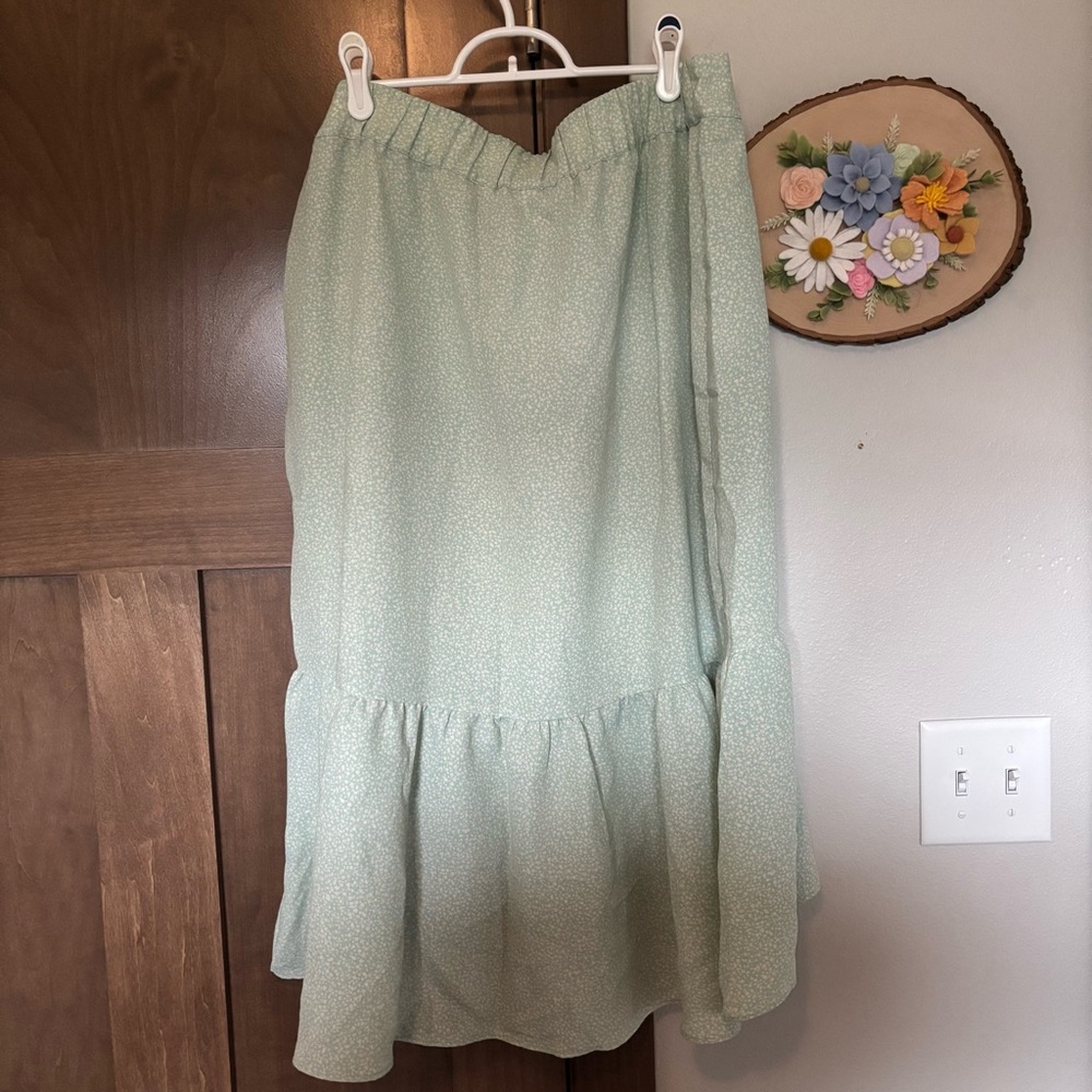 Women's LC Lauren Conrad Midi Wrap Skirt Mint White Pattern Size XL - Picture 5 of 8